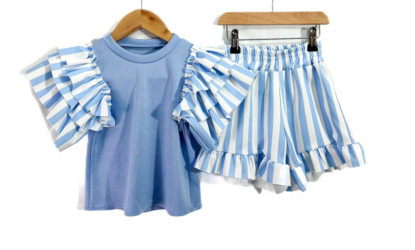 Blue ruffle set