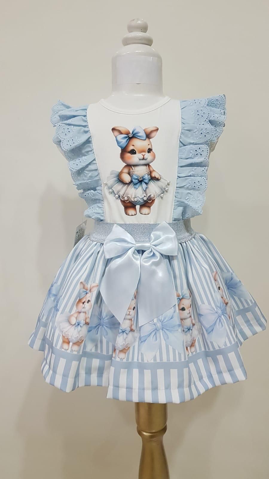 Blue and white bunny set