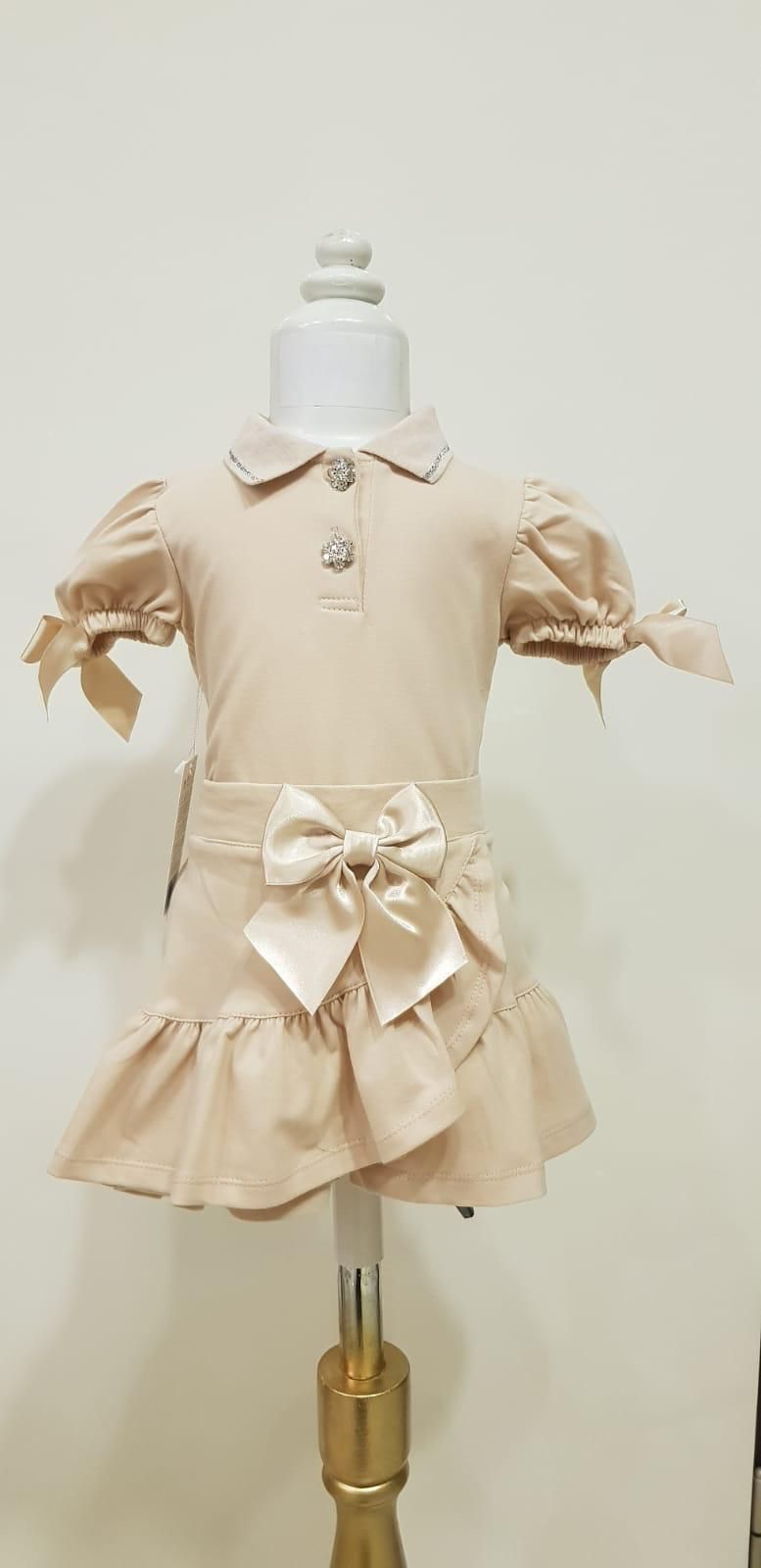 Rosa beige skort set