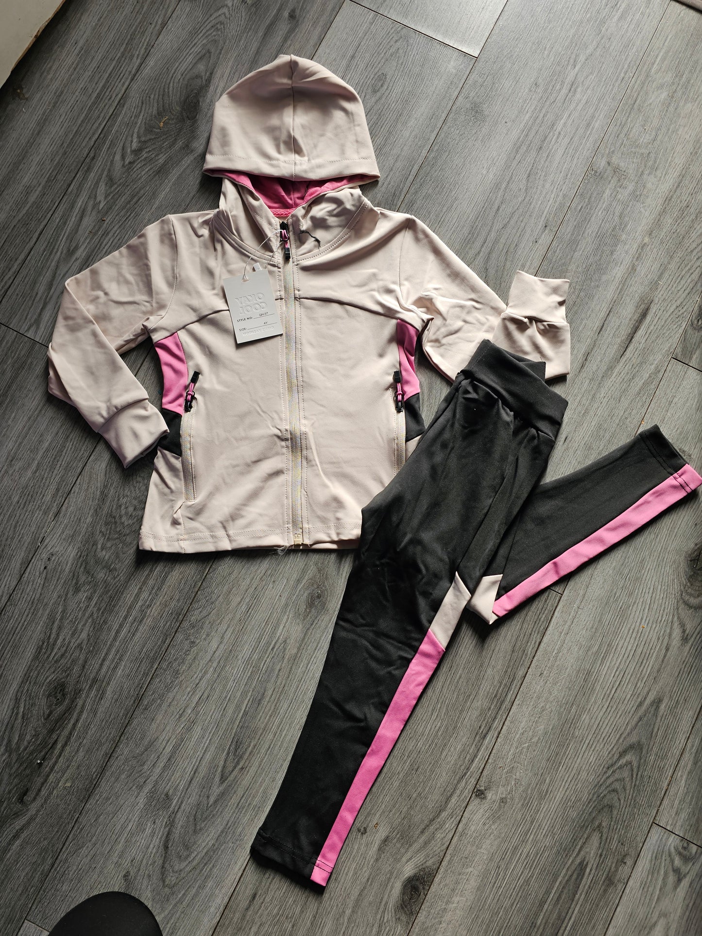 Ziena sports set