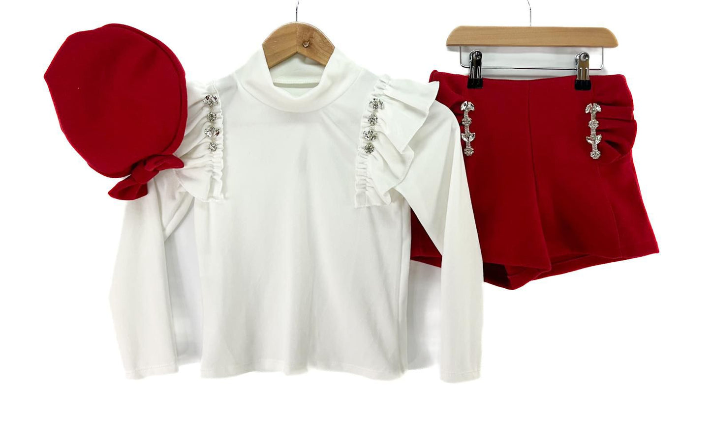Girls shorts set with hat