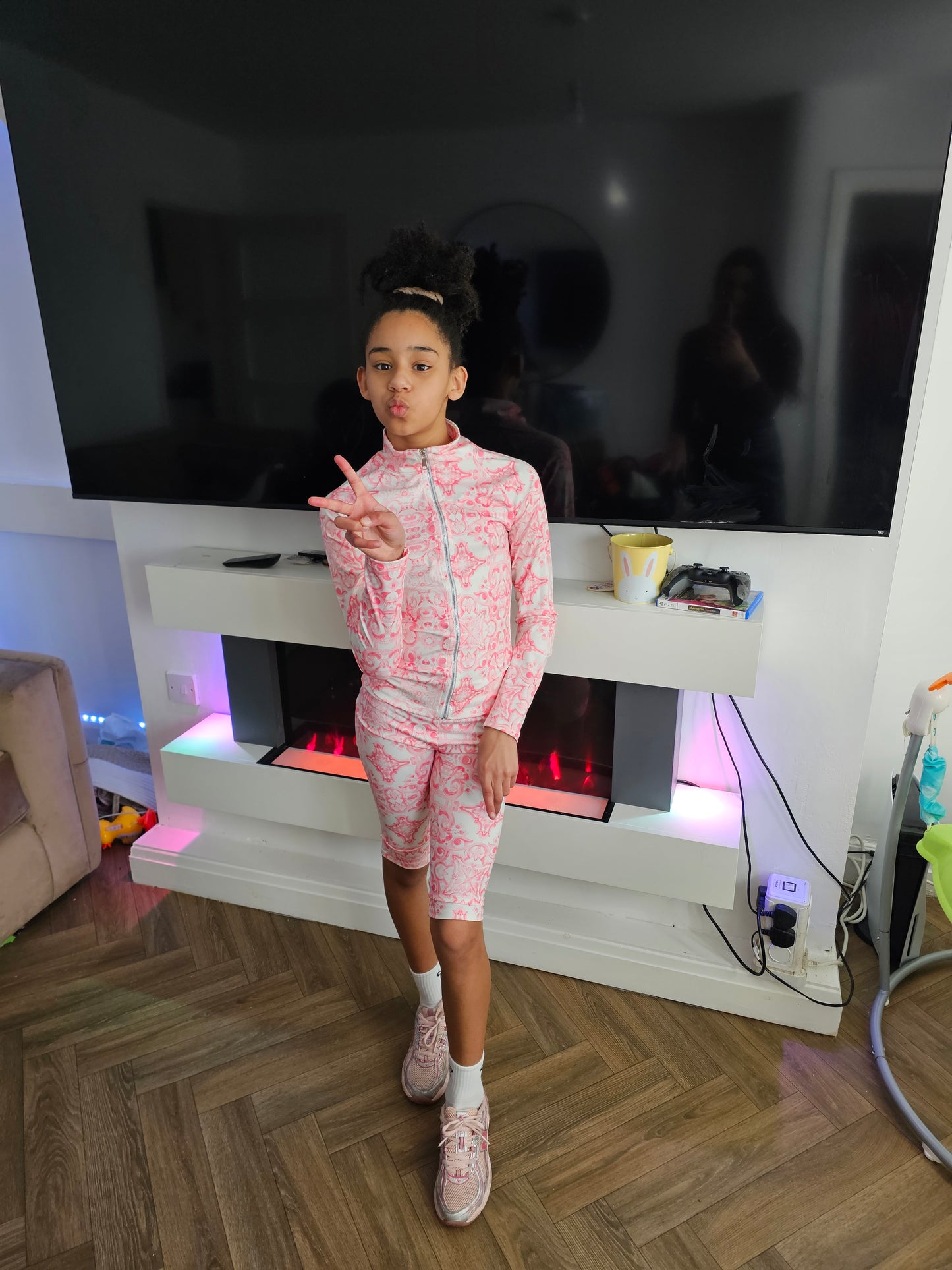 Pink lorenzo does not include crop top.